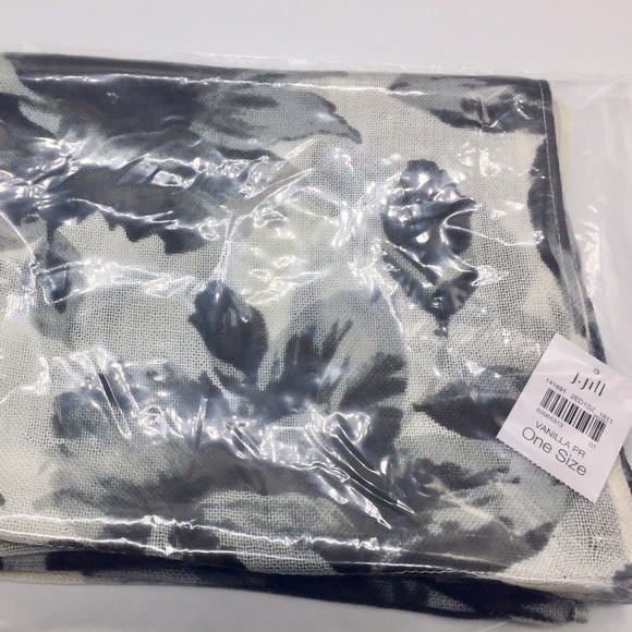 J. Jill Gorgeous Watercolor Floral Infinity Scarf - Picture 5 of 6